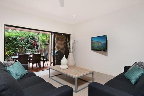 Cavvanbah Beach Villa — 4-Star Luxury Hotel in Byron Bay, Australia