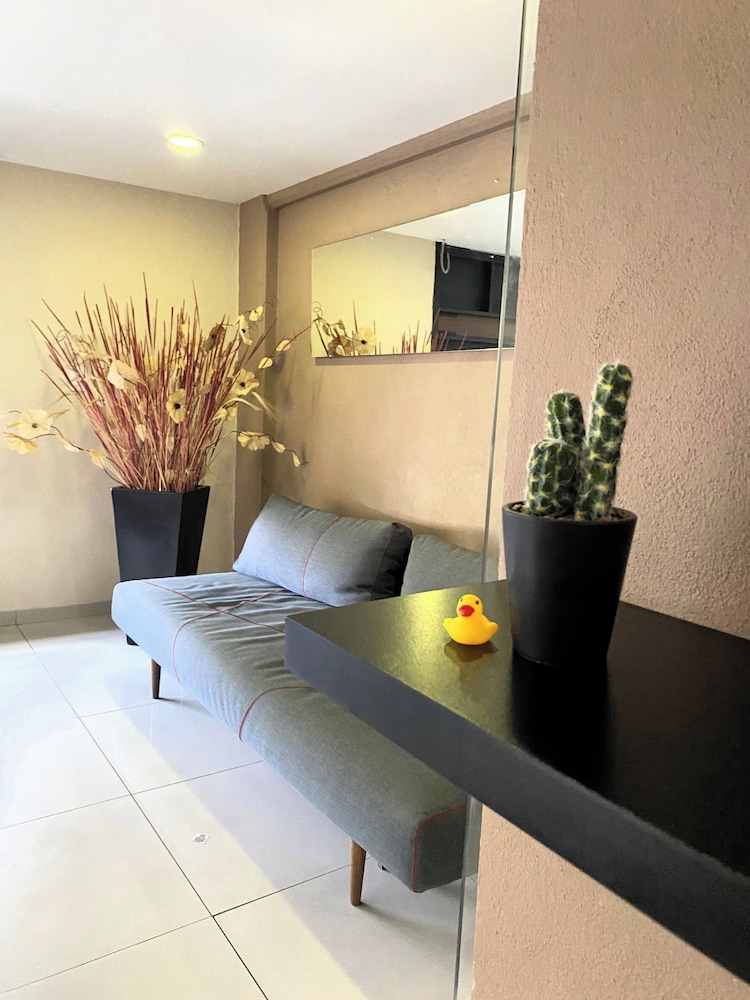 S10 Premium Suite Full Service Wifi — 4-Star Luxury Hotel in Ciudad Lopez Mateos, Mexico