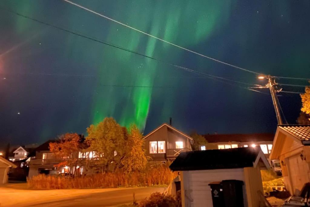 Flott leilighet sentralt på Tromsøya — 4-Star Luxury Hotel in Tromso, Norway