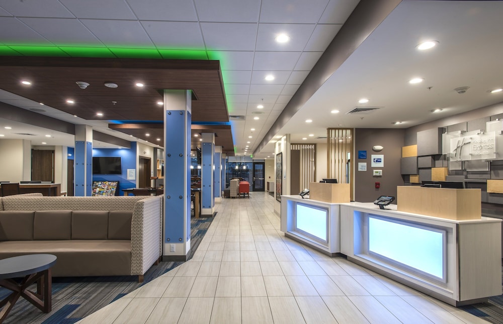 Holiday Inn Express & Suites Phoenix North Happy Valley by IHG - photo 26