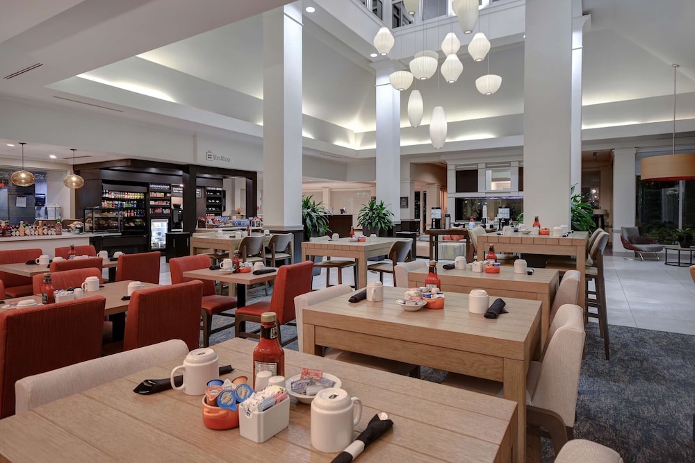 Hilton Garden Inn Ft Myers - photo 32