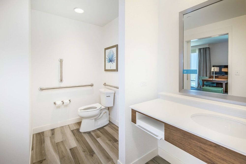 Hampton Inn & Suites Panama City Beach Beachfront - photo 14