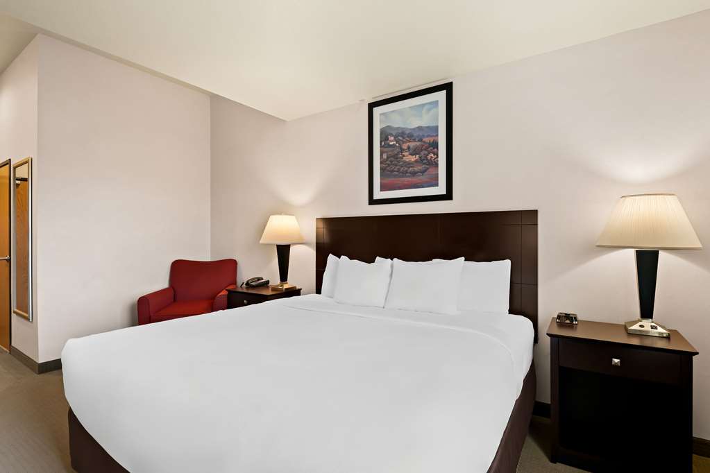 Comfort Inn & Suites Creswell - photo 22