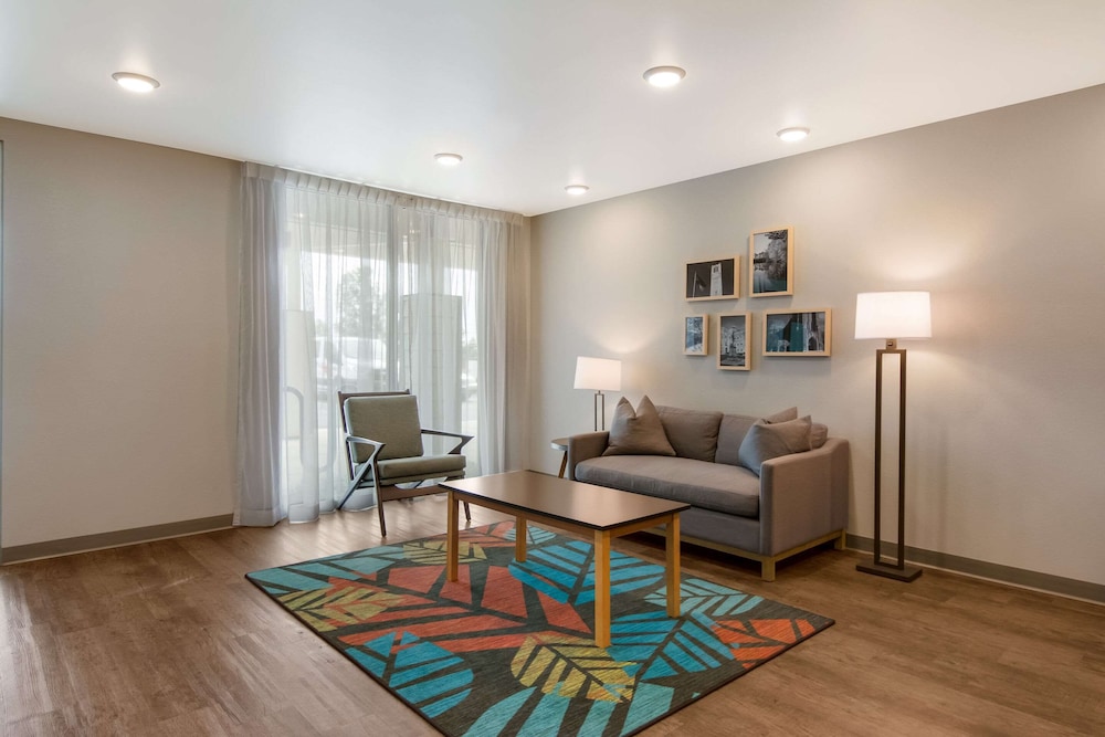 WoodSpring Suites Morrisville Raleigh Durham Airport - photo 5