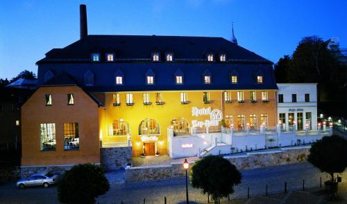 Hotel Lay Haus — Limbach-Oberfrohna — photo 4