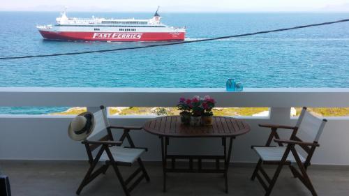 Overlooking the blue sea — 4-Star Luxury Hotel in Rafina, Greece