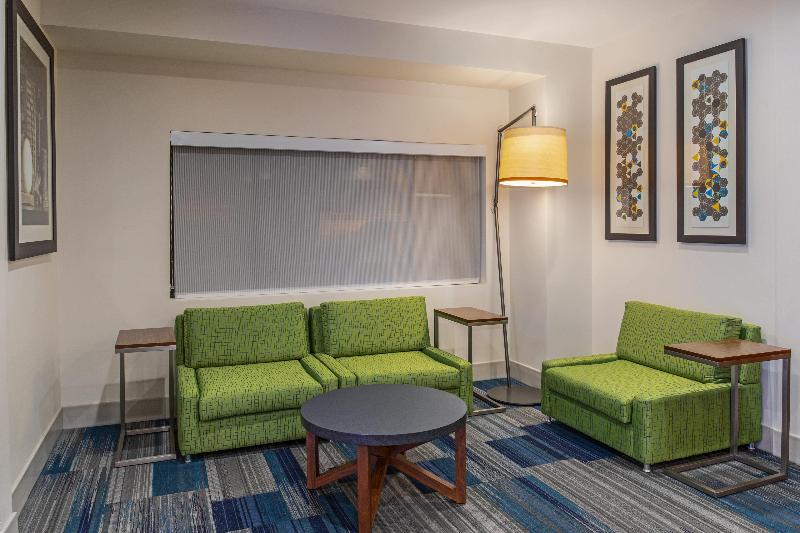 Sleep Inn & Suites Tempe ASU Campus - photo 9
