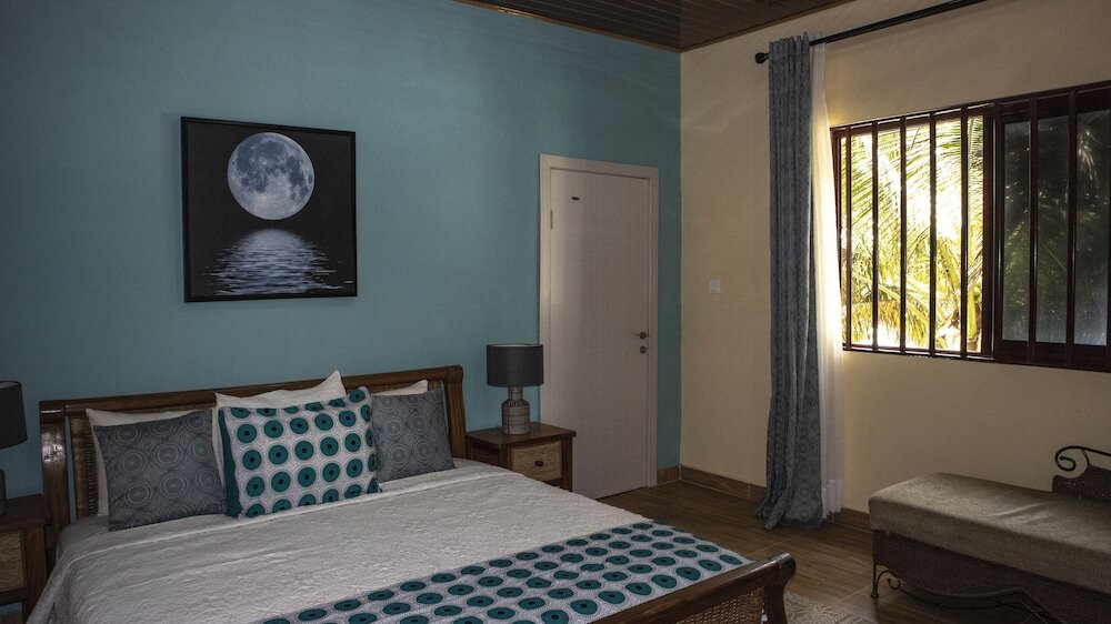 Cliff Haven Beach Resort — Winneba — photo 2