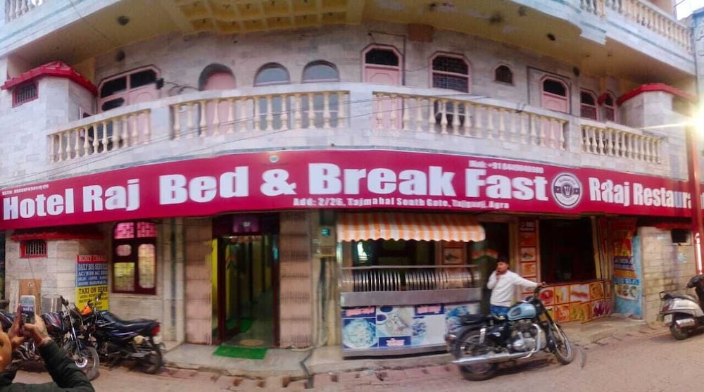 Hotel Raj Bed & Breakfast - last minute hotel in Agra