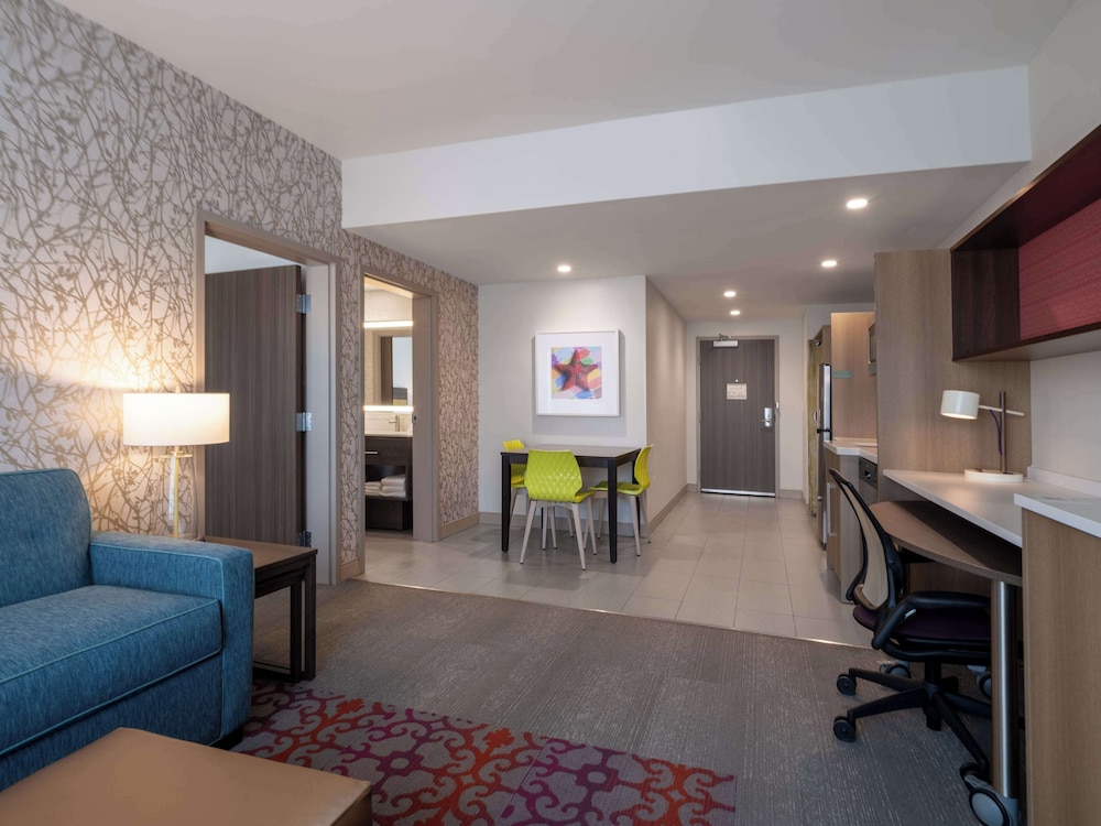 Home2 Suites by Hilton Santa Rosa Beach - photo 8