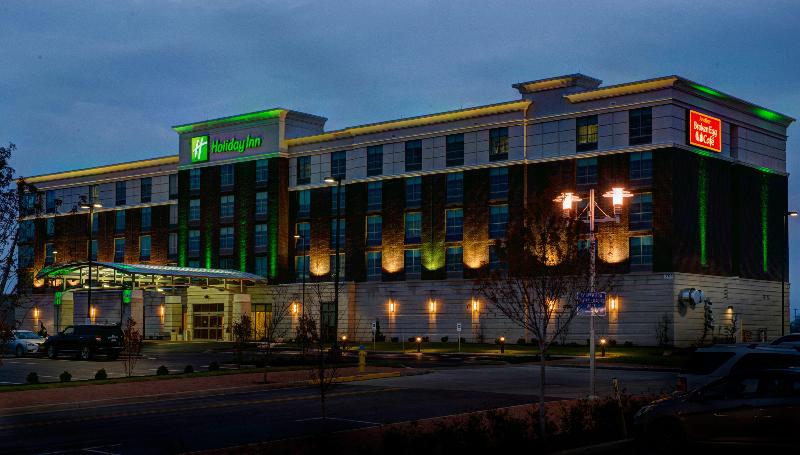 Holiday Inn Owensboro Riverfront by IHG in Owensboro, United States