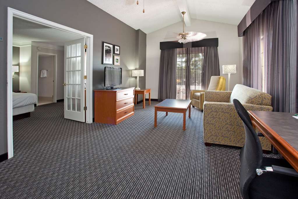 La Quinta Inn by Wyndham Salt Lake City Midvale - photo 17