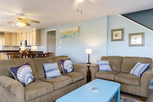 Lay Z Days by Oak Island Accommodations - photo 49