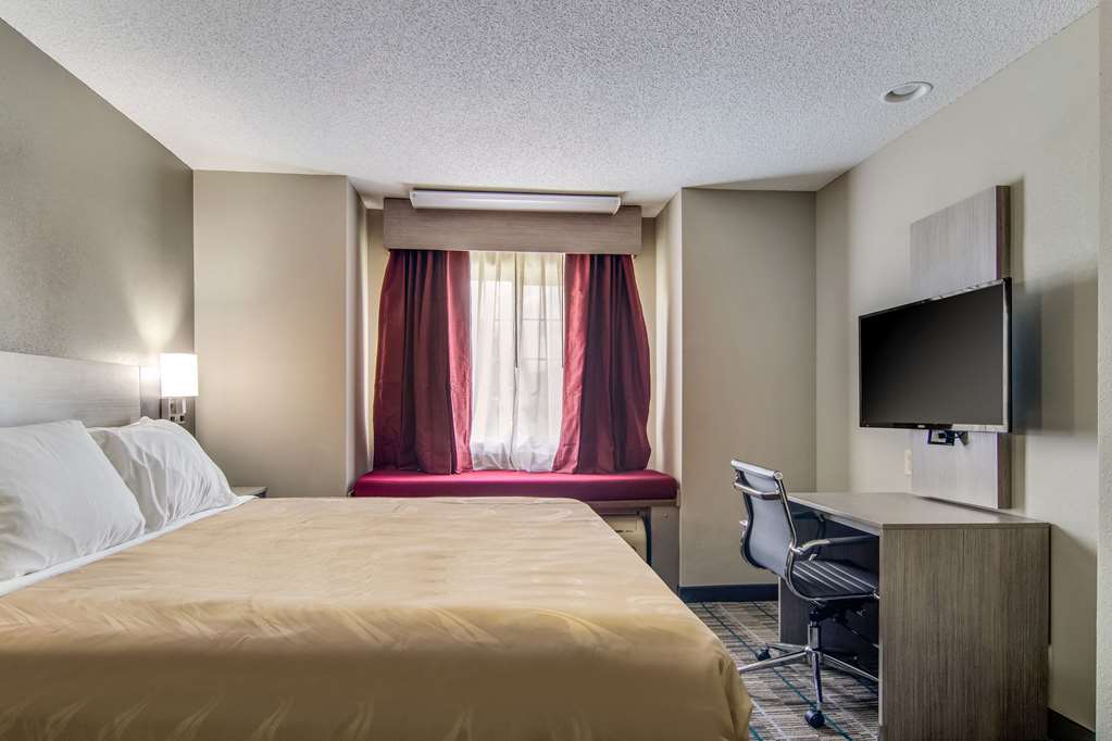 Quality Inn & Suites Grove City Outlet Mall - photo 3