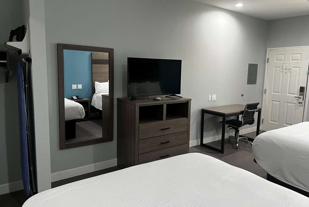 Baymont by Wyndham Freeport Texas - photo 33