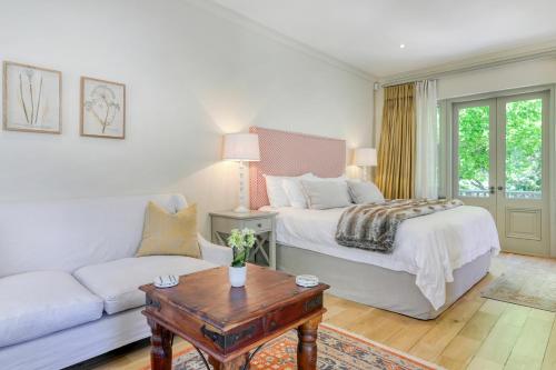 The Alphen Cottage — 4-Star Luxury Hotel in Cape Town, South Africa