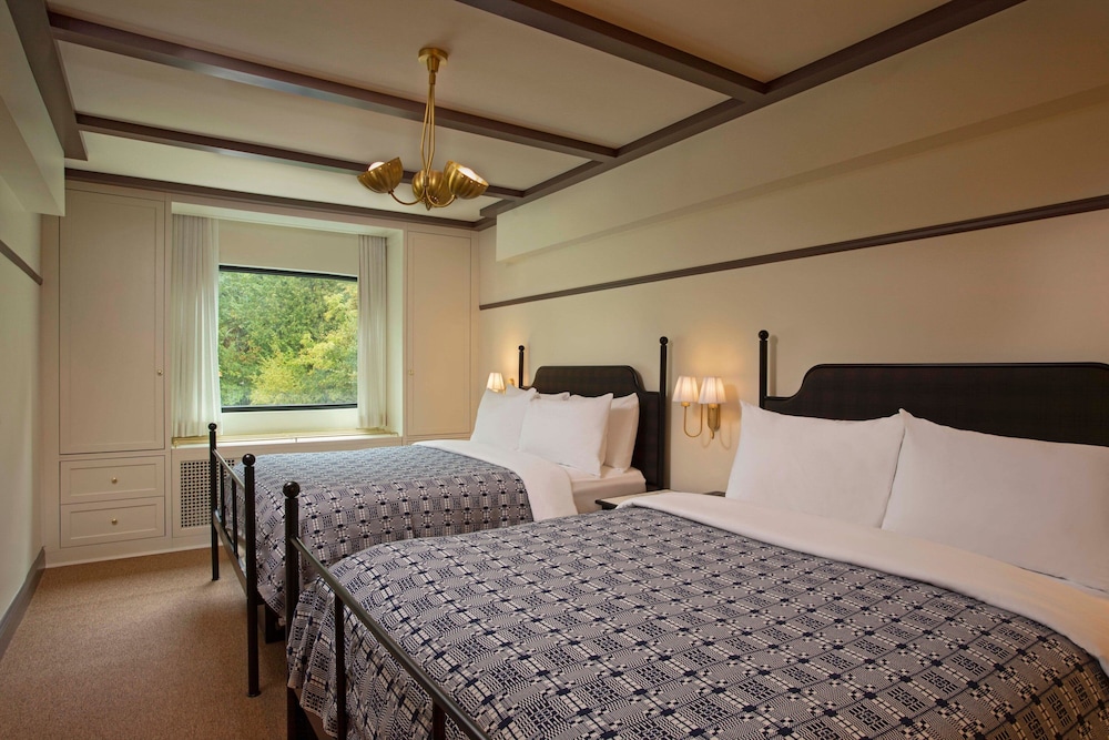 Grand Adirondack Hotel Lake Placid a Tribute Portfolio Hotel - photo 10