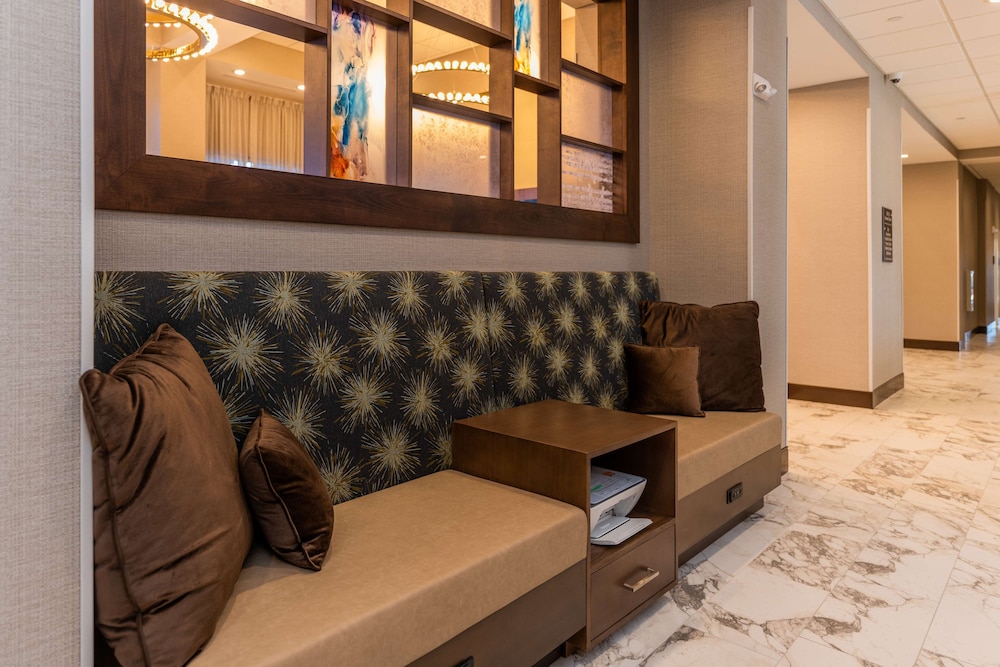 Hampton Inn & Suites Houston Sugar Land - photo 67