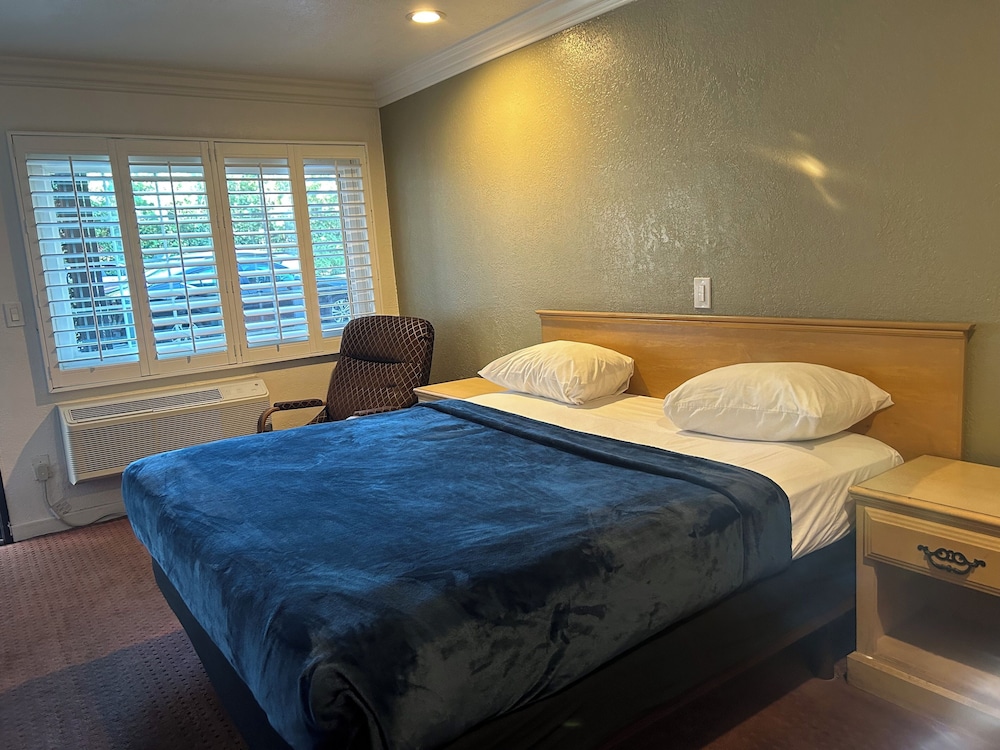 Welcome Inn on Colorado Blvd - photo 10
