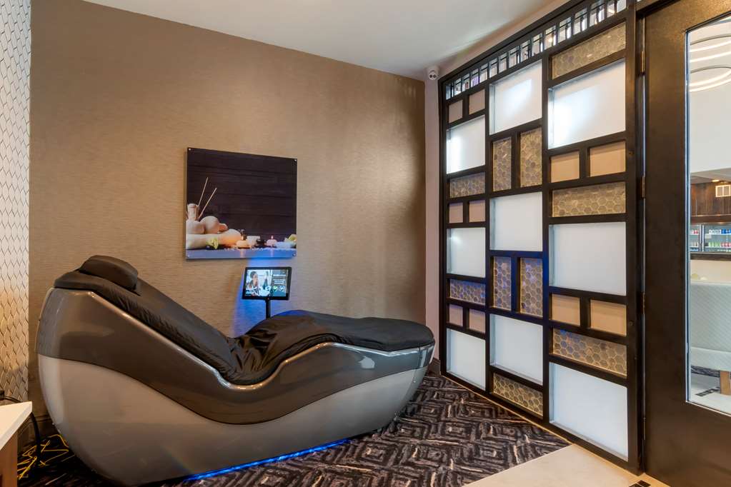 Best Western Premier Liberty Inn Suites - photo 37