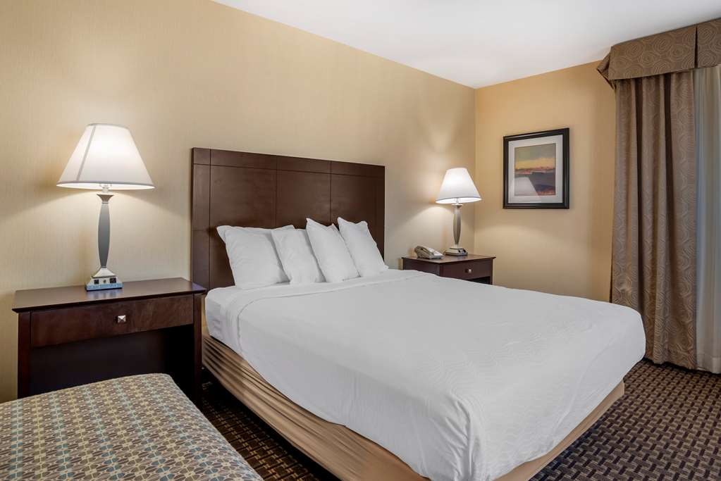 Best Western Plus Philadelphia Airport S. At Widener Univ. - photo 30