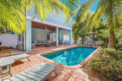 Willow Walk 110 Willow Ave in Anna Maria, United States