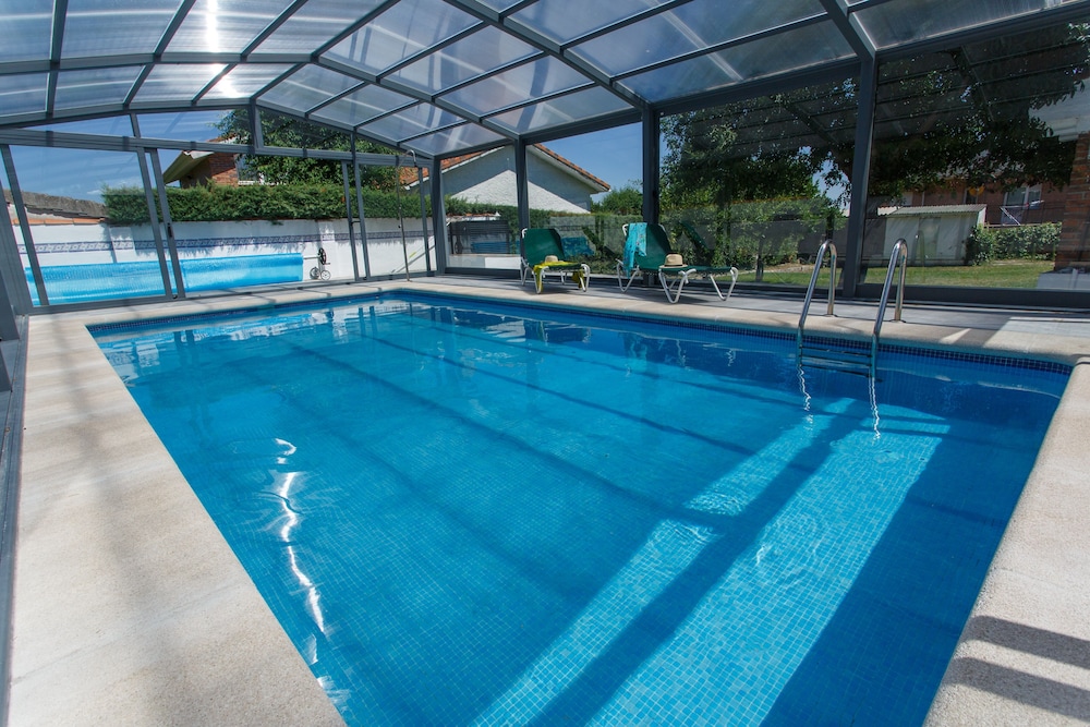 El Bulin De La Cabrera Pico De La Miel in La Cabrera, Spain