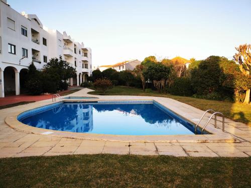 Appartement luxueux Vue magnifique piscine balcon Parking — 4-Star Luxury Hotel in Foz Do Arelho, Portugal