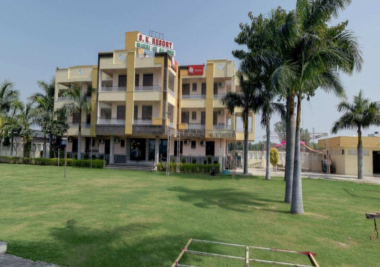 S K Resort & Marriage Garden in Kota, India