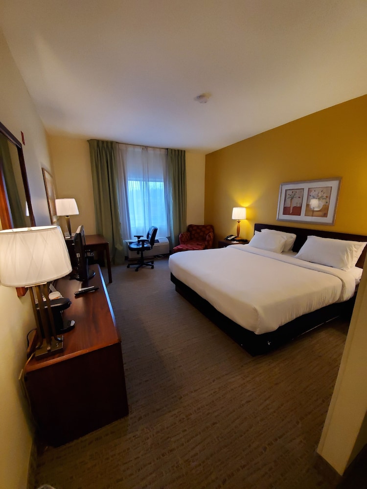 Wingate by Wyndham Uniontown - photo 7
