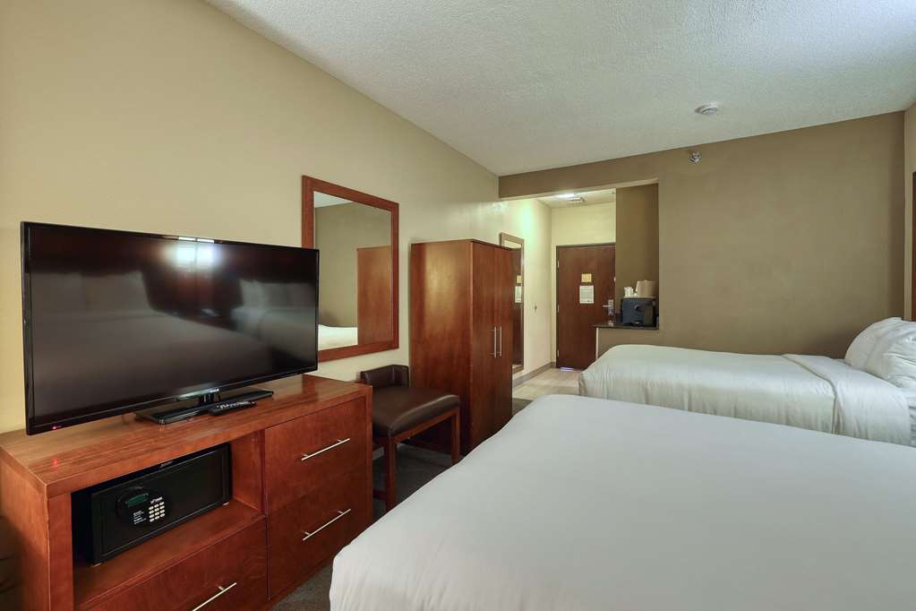 Comfort Suites Appleton Airport - photo 17