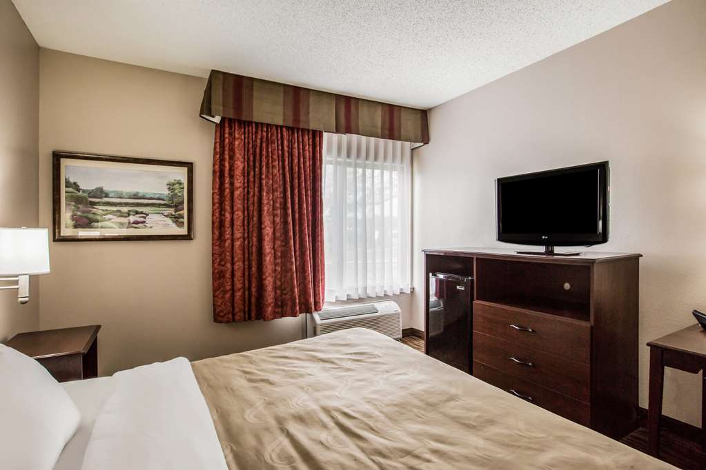 Quality Inn & Suites Lawrence University Area - photo 25