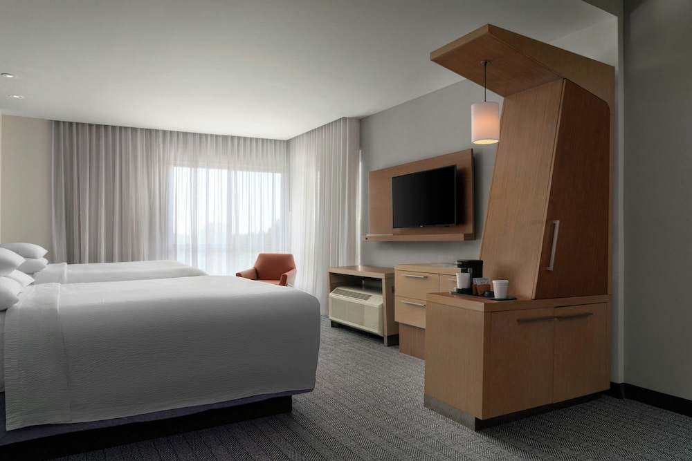 Courtyard By Marriott Fayetteville Fort Bragg Spring Lake - photo 15