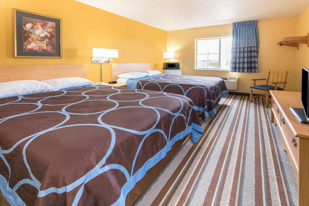 Super 8 by Wyndham Medina - photo 15