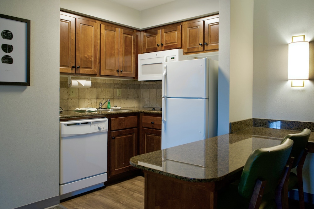 Staybridge Suites Akron Stow Cuyahoga Falls by IHG - photo 16