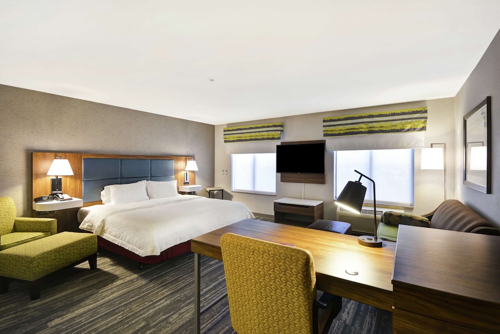 Hampton Inn & Suites Yuma - photo 28
