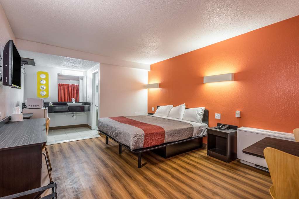 Motel 6 Schenectady NY - photo 8