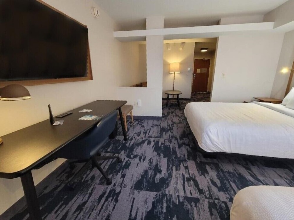 Fairfield Inn & Suites by Marriott Fort Wayne - photo 16