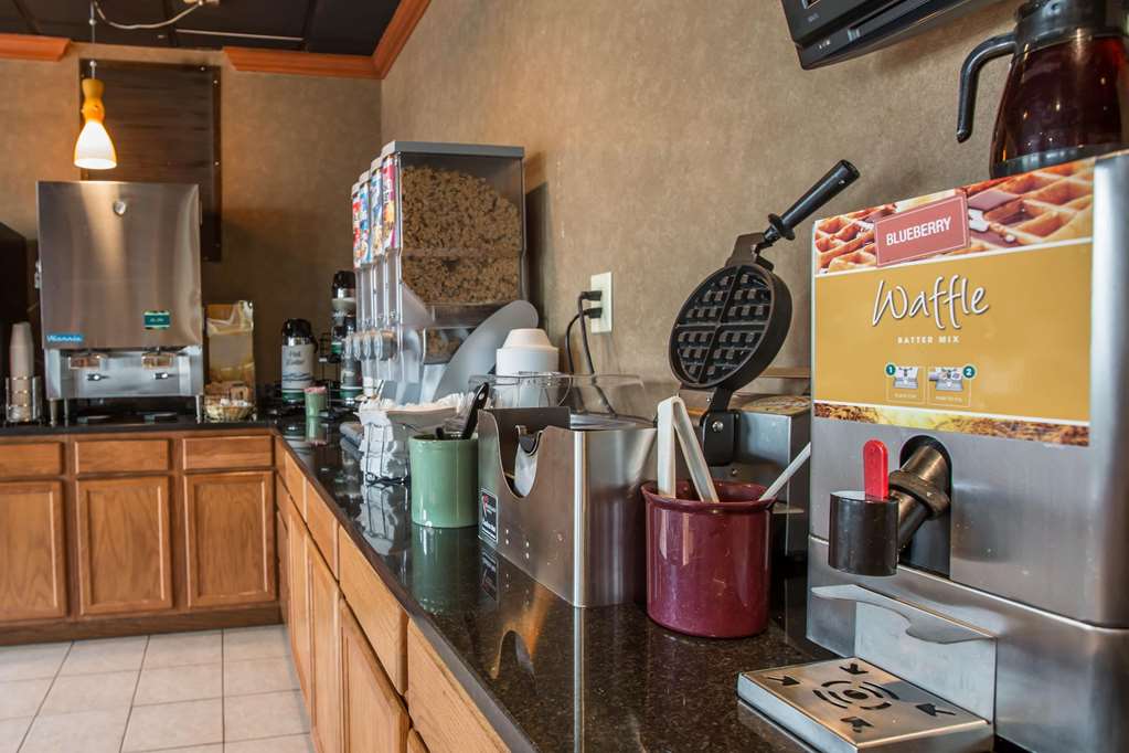 Quality Inn & Suites Hanes Mall - photo 36