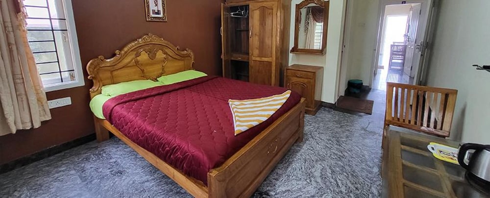 Fabexpress Rainland Holidays in Kodaikanal, India