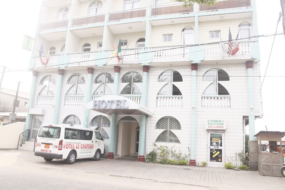 Hotel Le Chateau — hotel in Douala