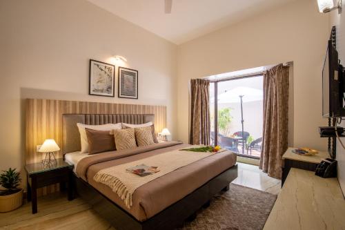 BedChambers Serviced Apartments Sector 40 — 4-Star Luxury Hotel in Gurgaon, India
