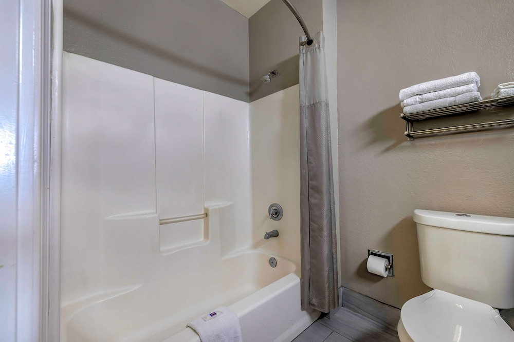 Motel 6 Cedar Park TX - photo 17