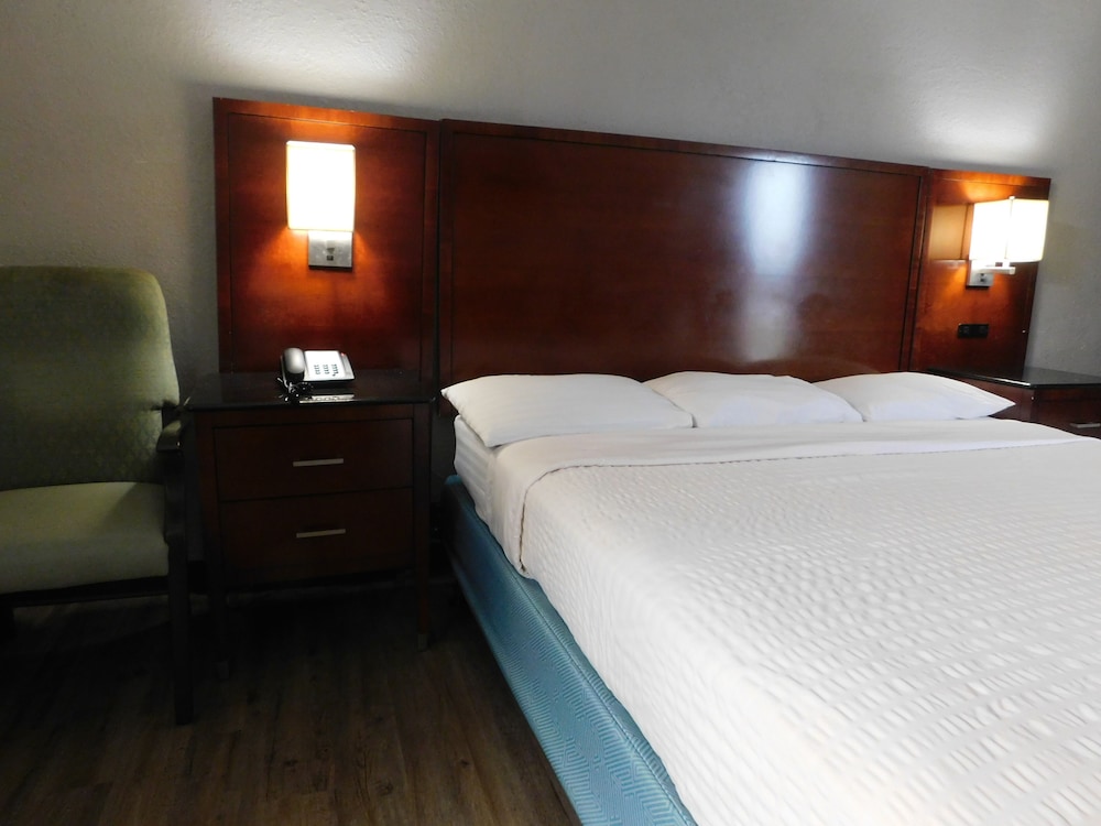 Park View Inn - photo 9