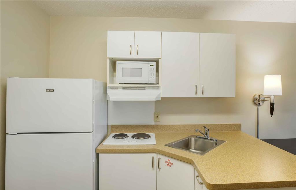 Extended Stay America Suites New York City LaGuardia Airport - photo 23