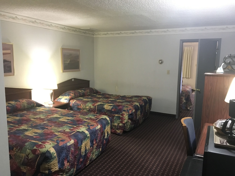 Budget Inn La Fonda Motel - photo 16