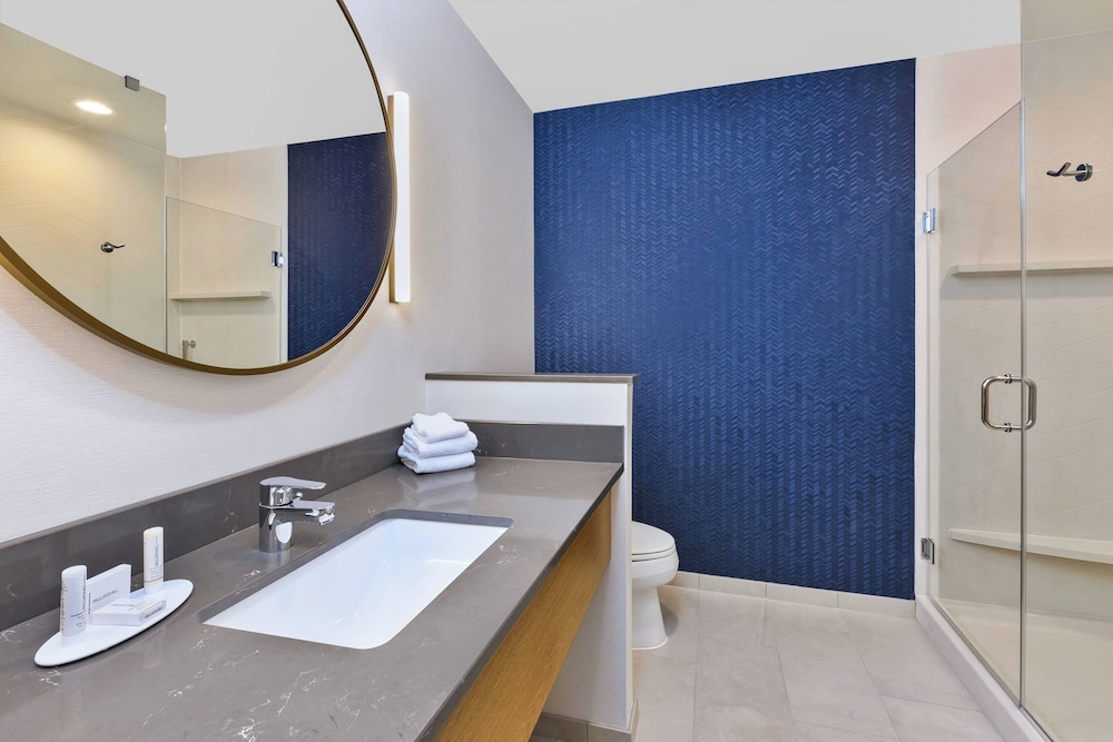 Fairfield Inn & Suites by Marriott Cincinnati Airport South Florence - photo 11