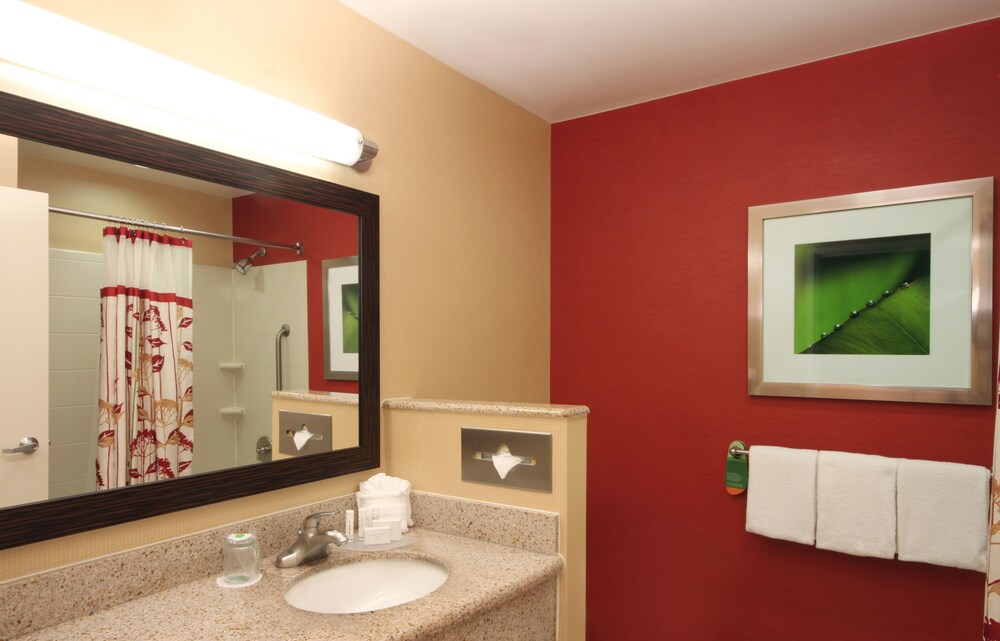 Courtyard by Marriott Potomac Mills Woodbridge - photo 13