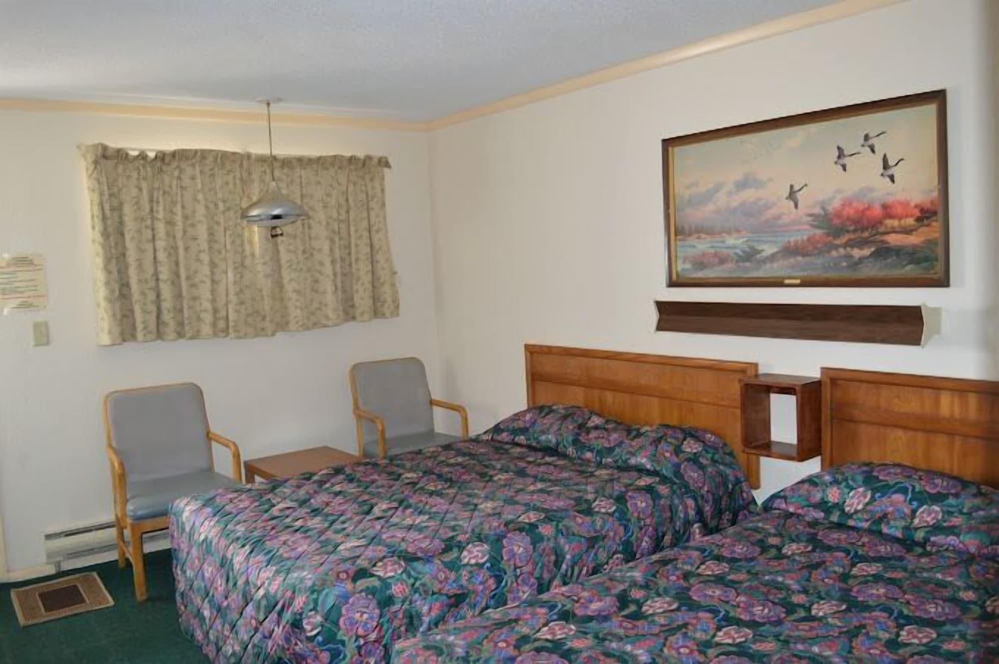 Capri Motel By OYO Elwood Wathena - photo 14