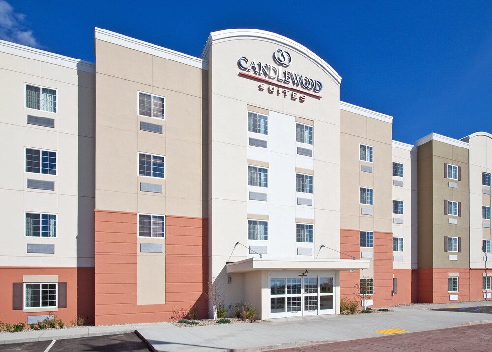 Candlewood Suites Williston by IHG - photo 43